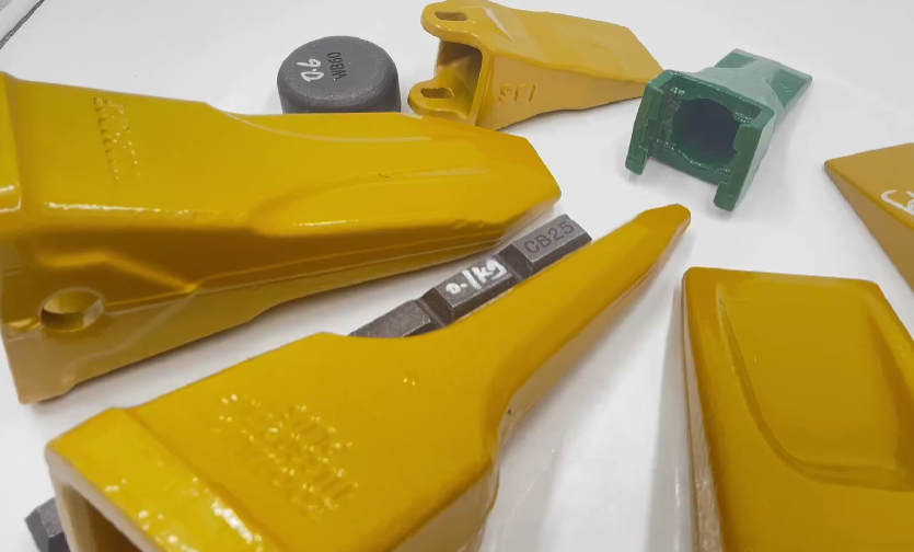 掘削機用バケットツースピン